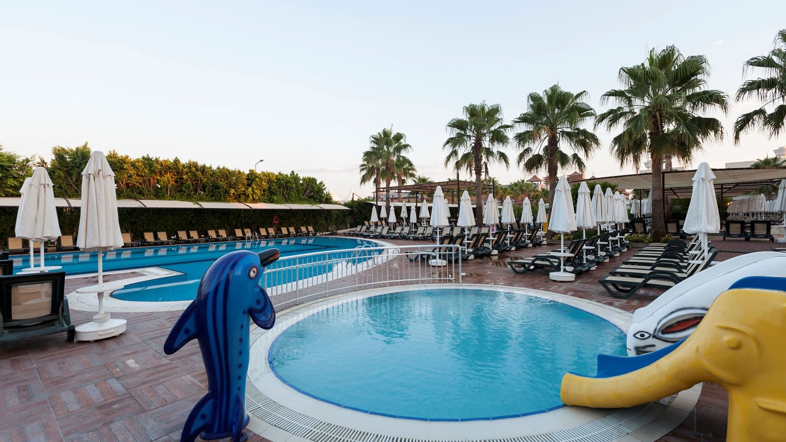 pools-outdoor-pool