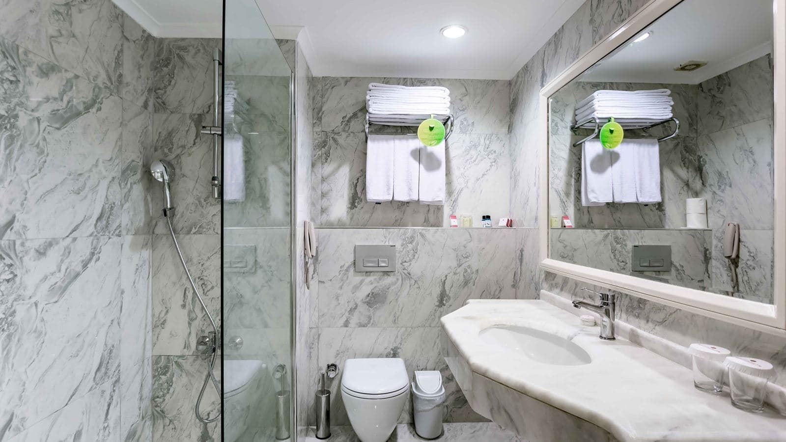 rooms-standard-room