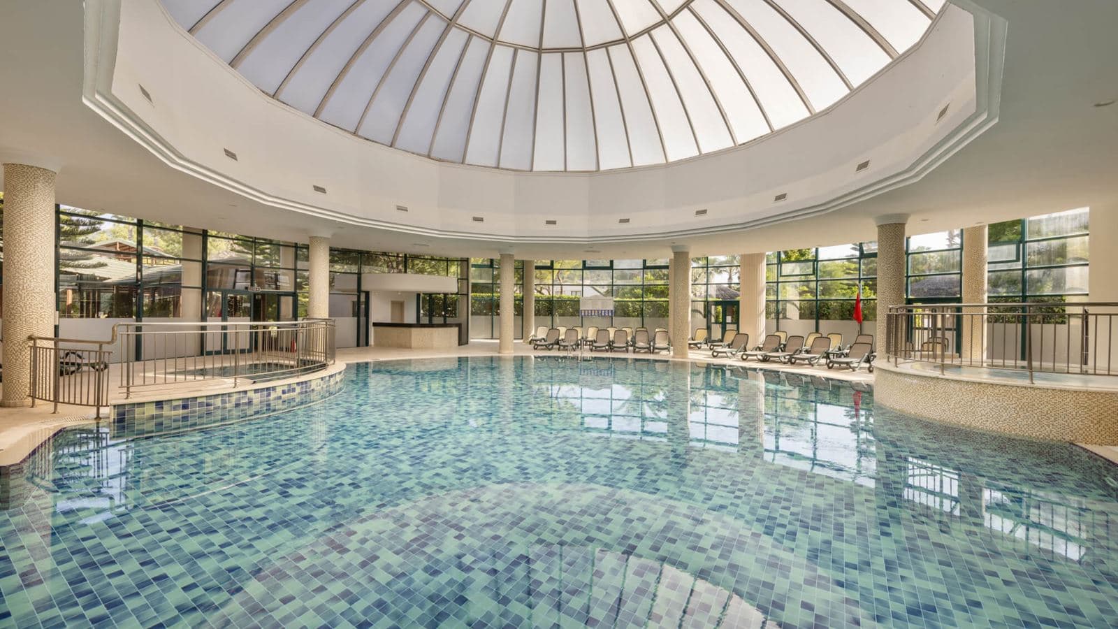pools-indoor-pool