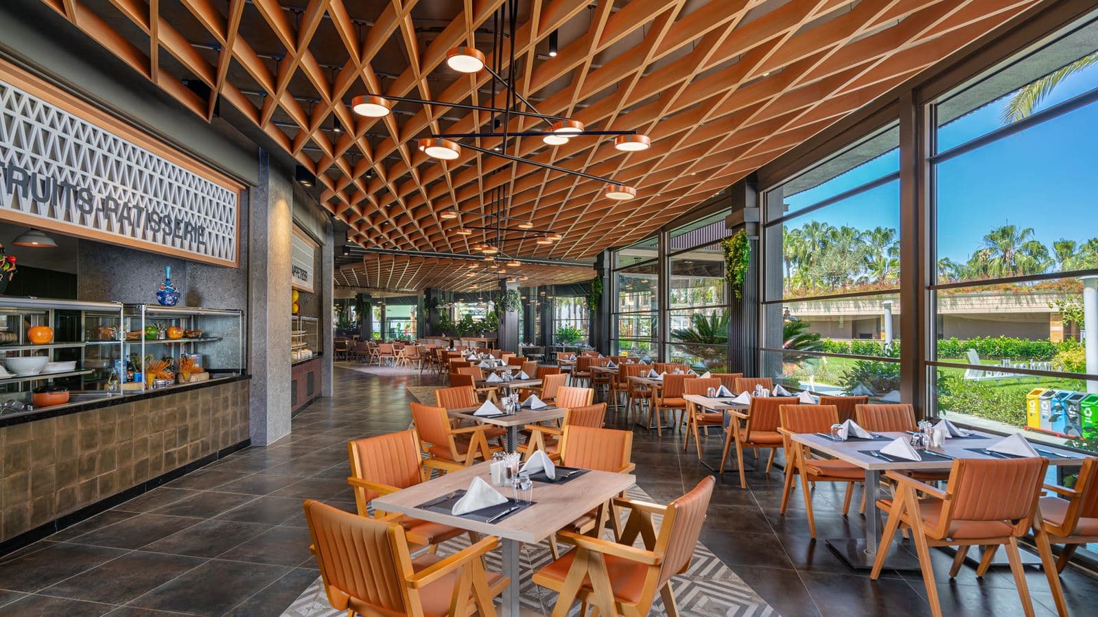 restaurants-premium-main-restaurant
