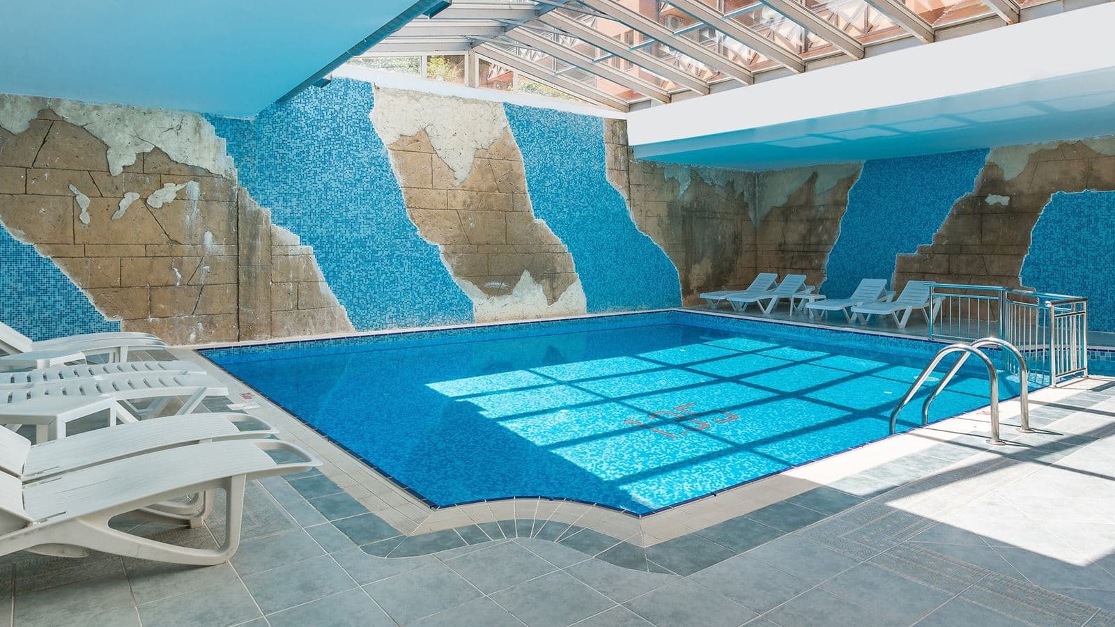 pools-indoor-pool