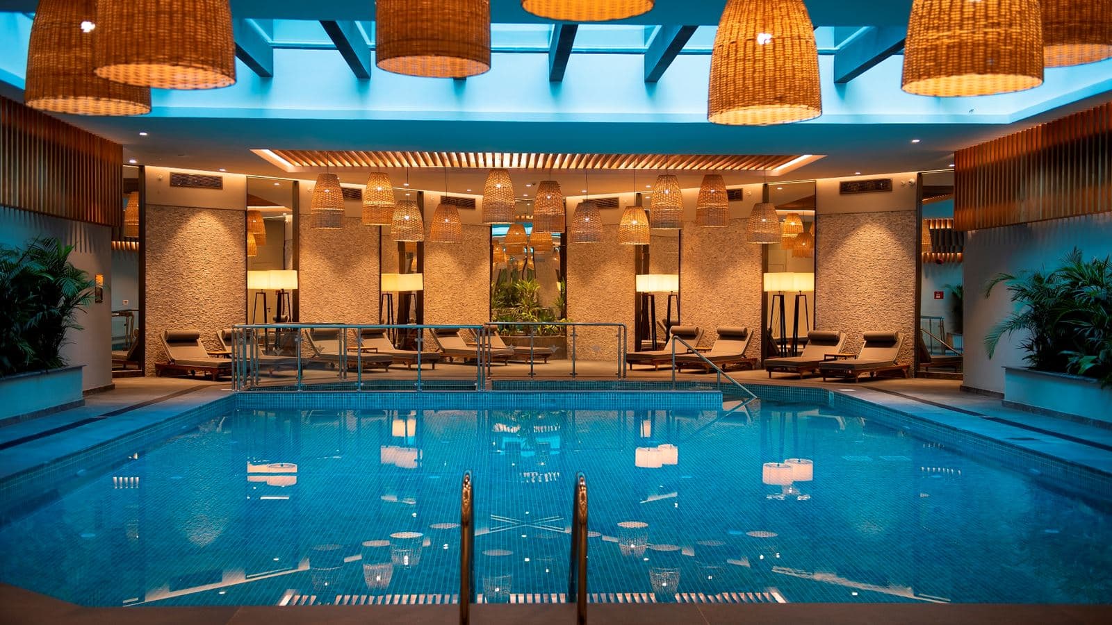 pools-indoor-pool