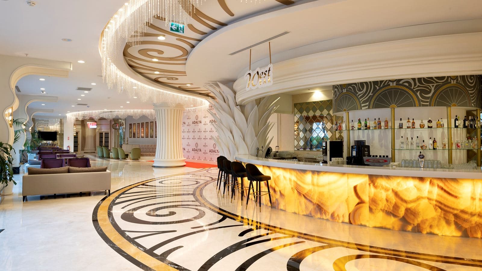 bars-lobby-west
