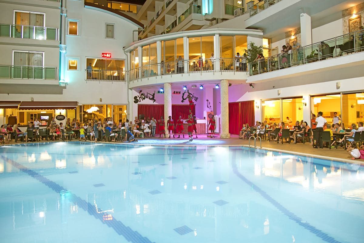 pools-outdoor-pool