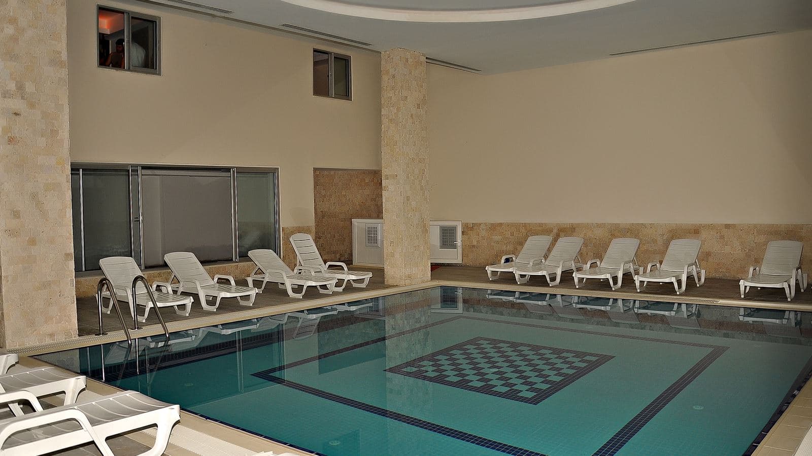 pools-indoor-pool