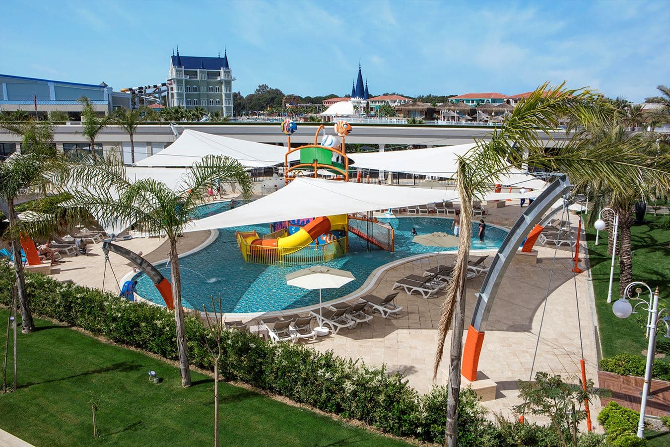pools-outdoor-childrens-pool