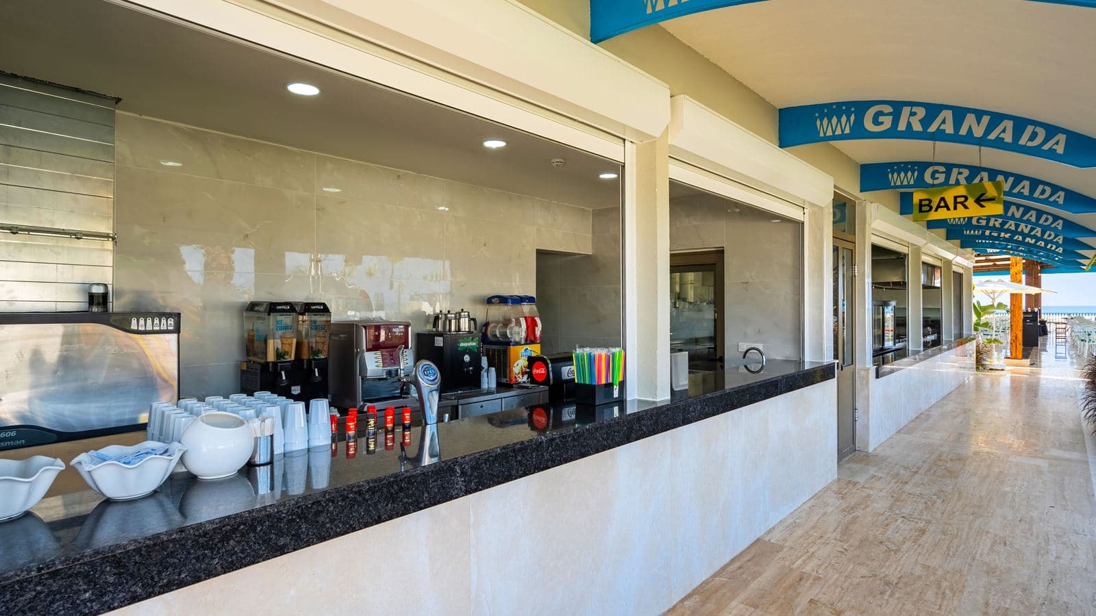 restaurants-food-court