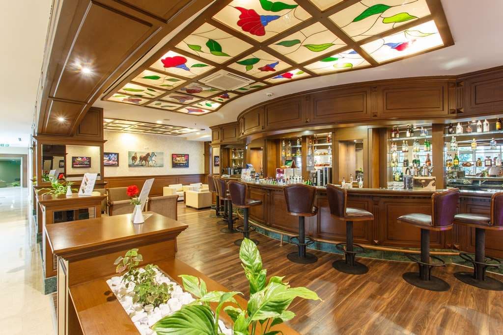 bars-lobby-bar