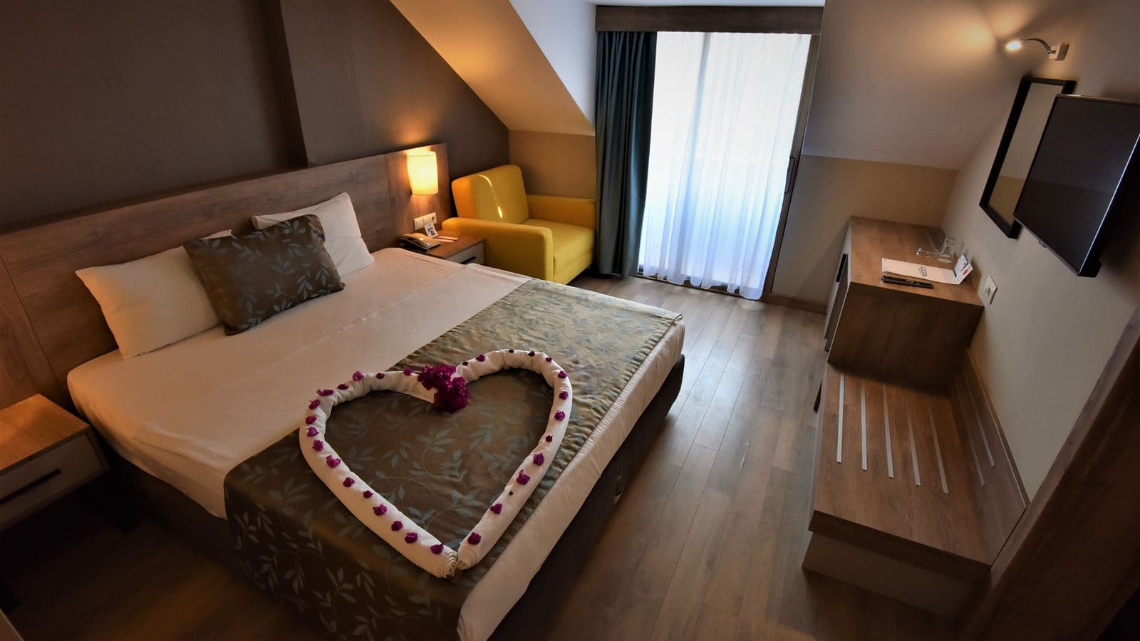 rooms-family-suite