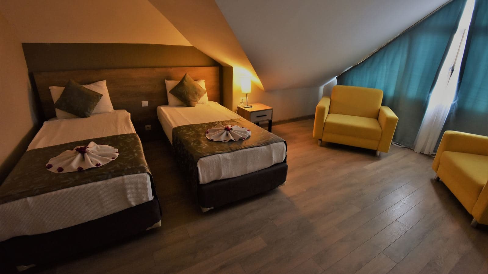 rooms-family-suite