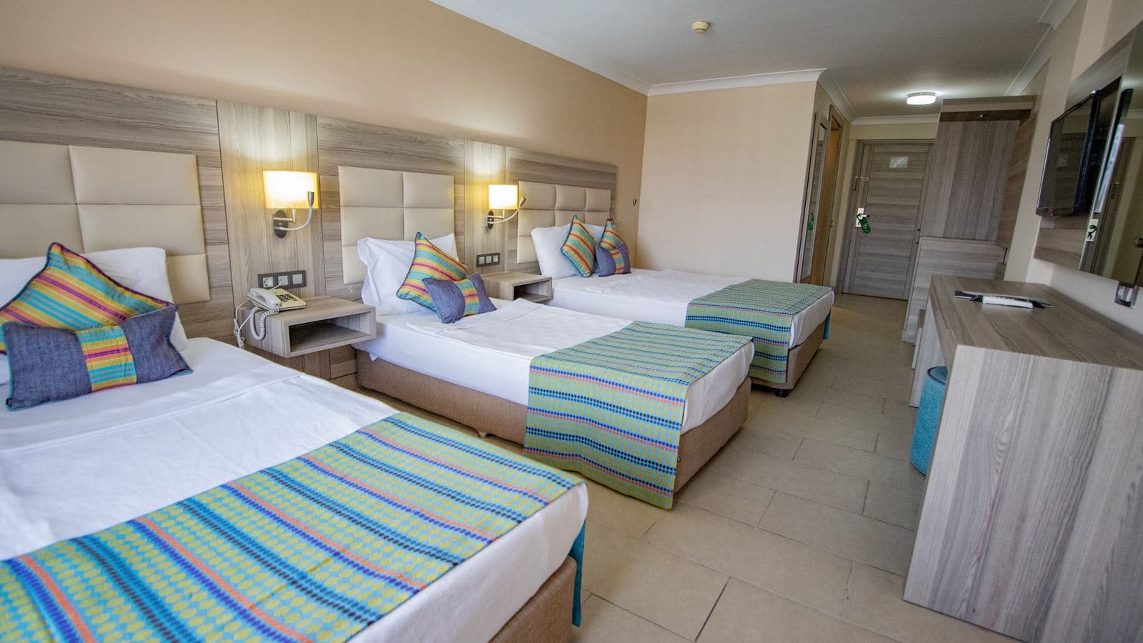 rooms-large-room