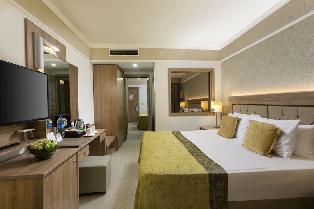 rooms-family-room