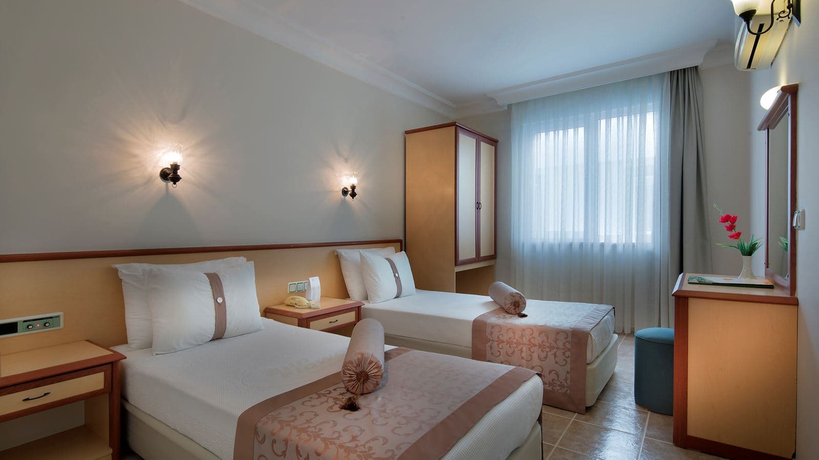 rooms-eco--suite-room