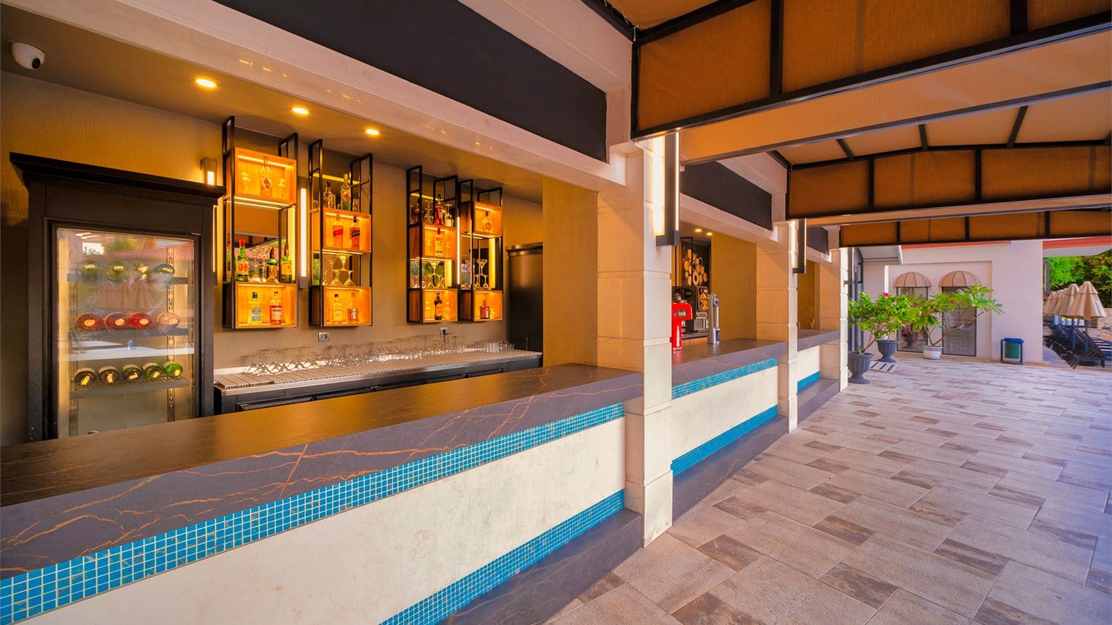 bars-spring-pool-bar