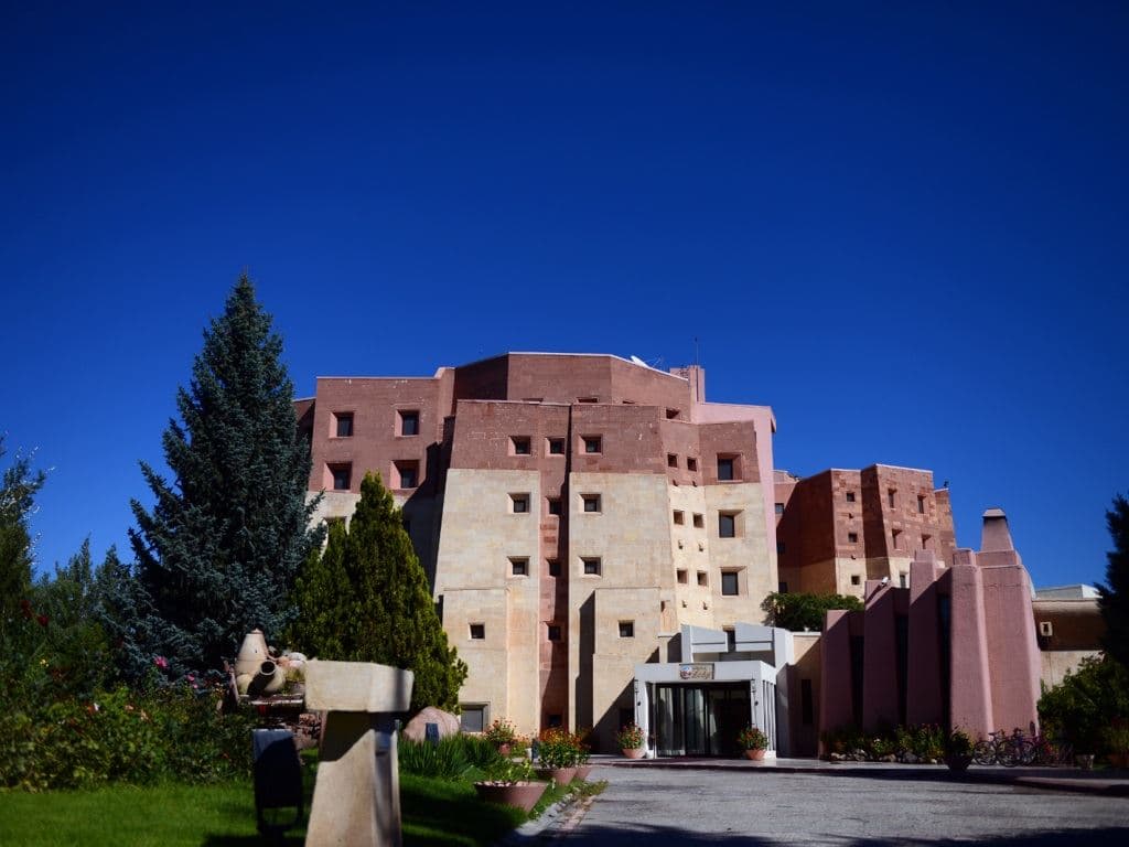 general-main-building