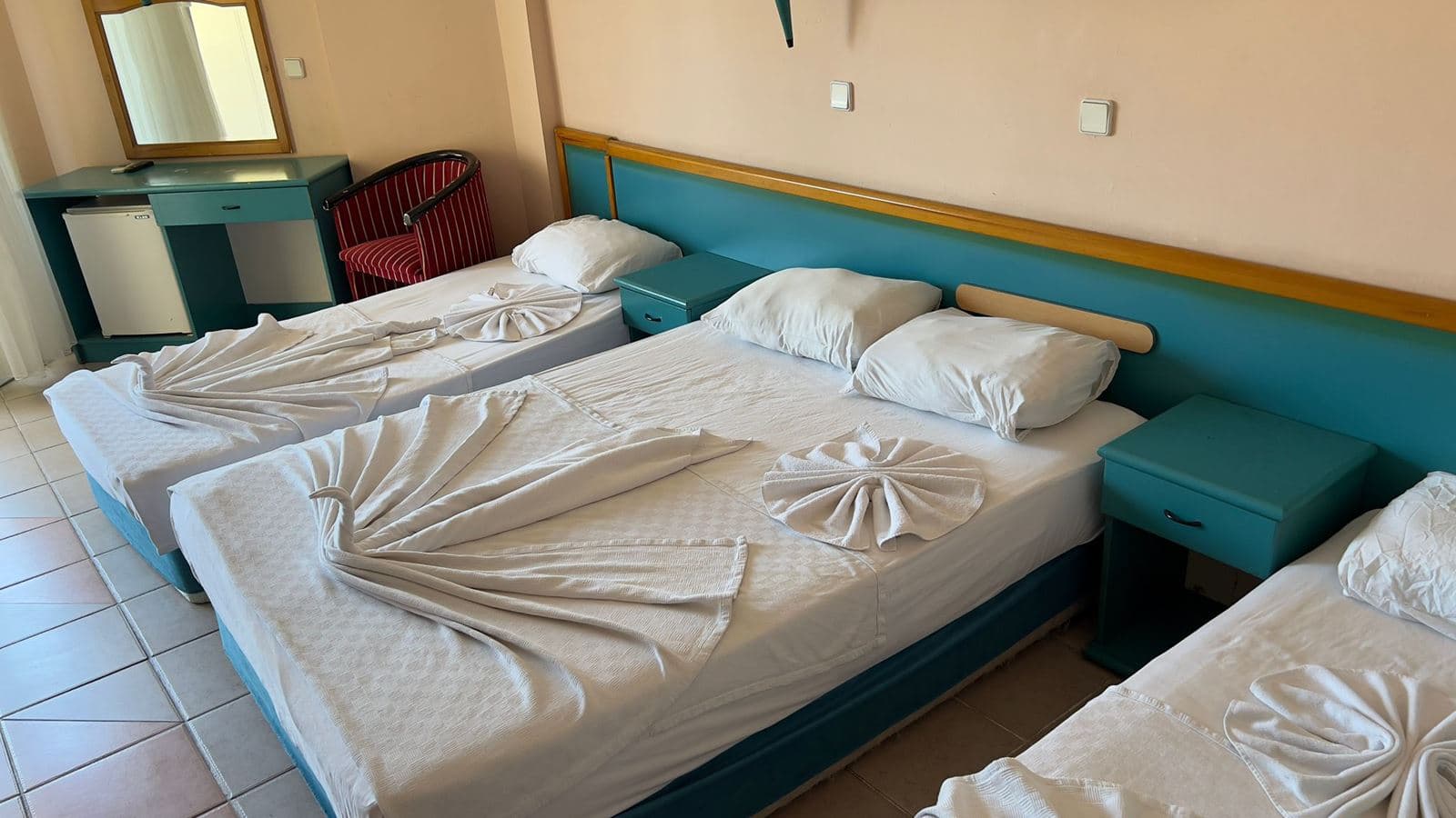 rooms-standard-room