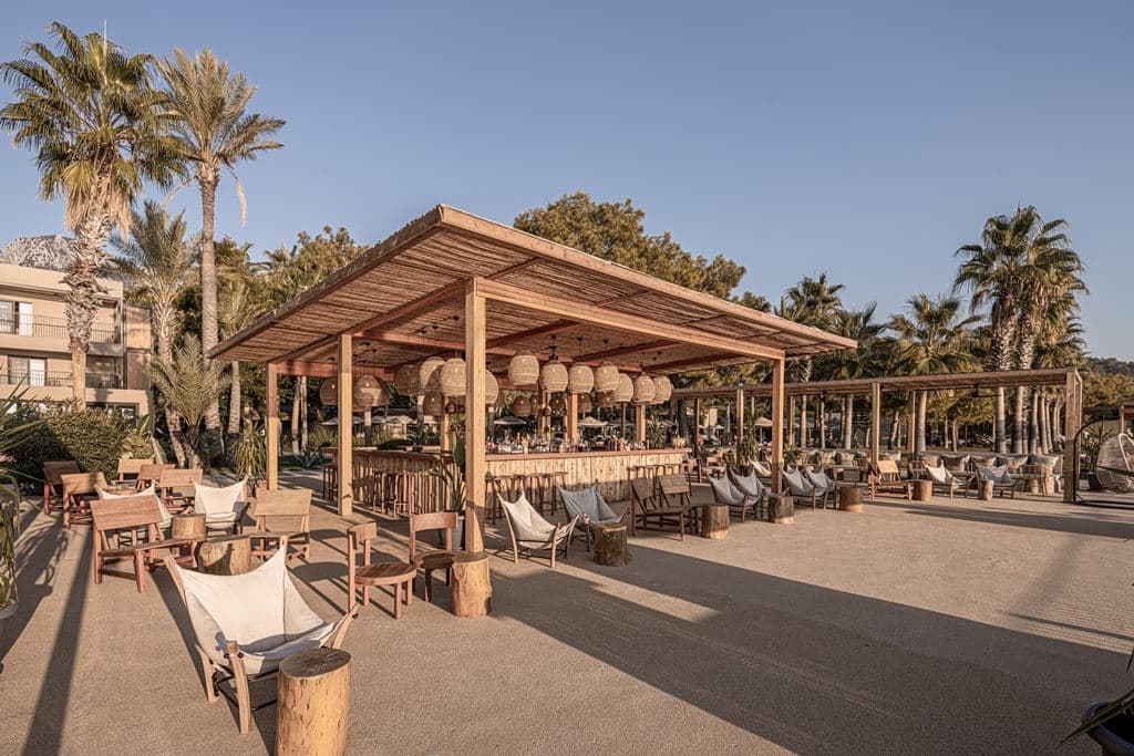 bars-beach-bar