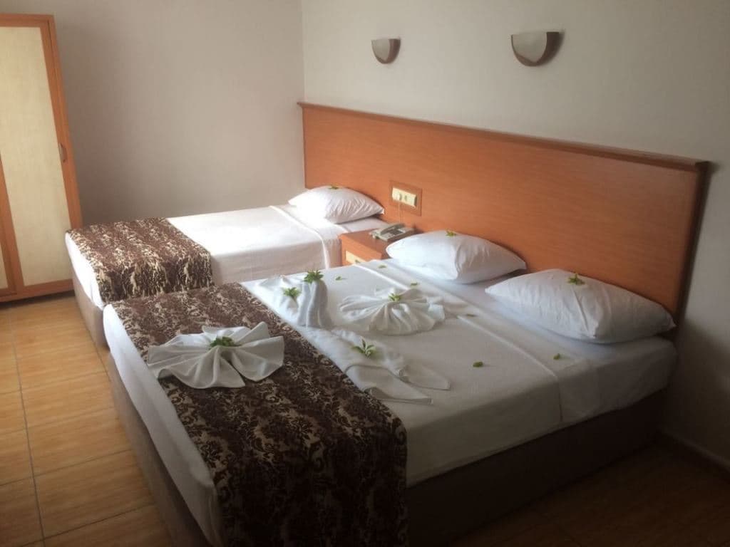 rooms-standard-room