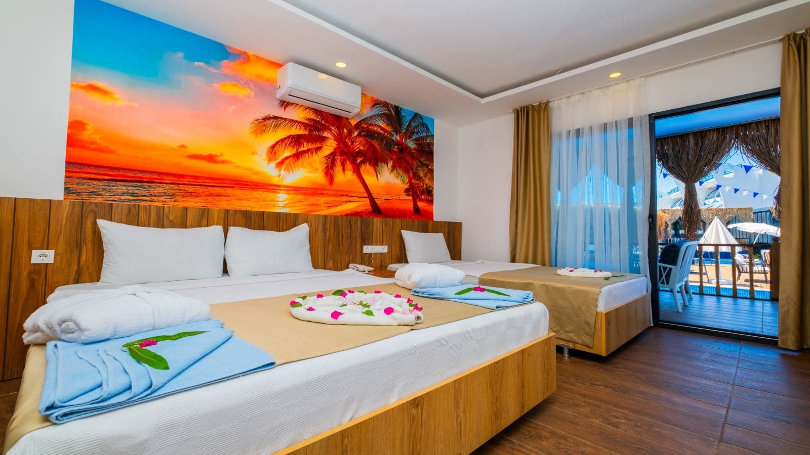 rooms-swimup-suite