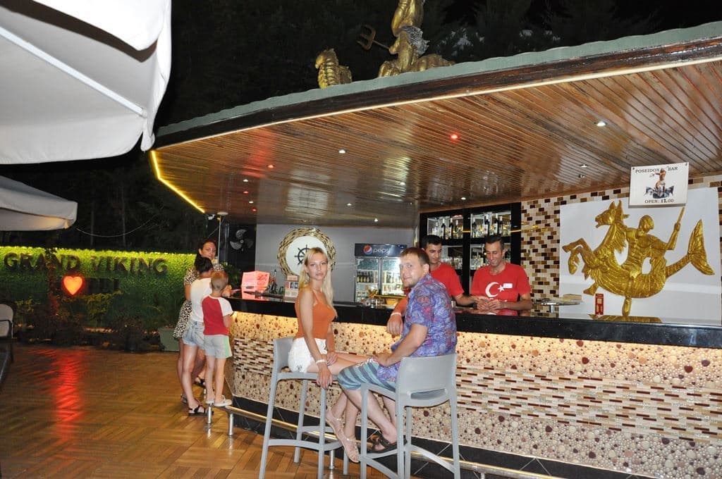 bars-pool-bar
