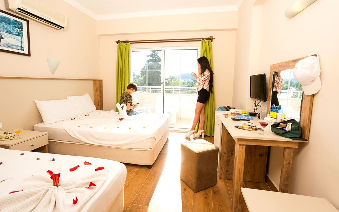rooms-standard-room