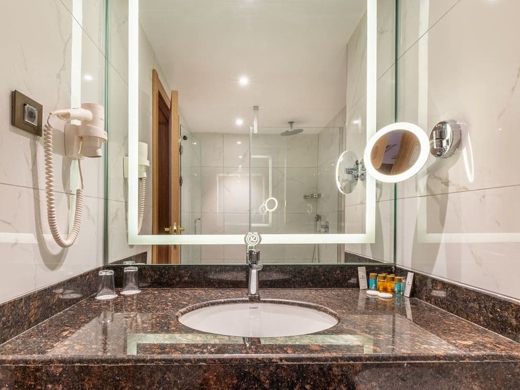 rooms-standard-room-sea-view
