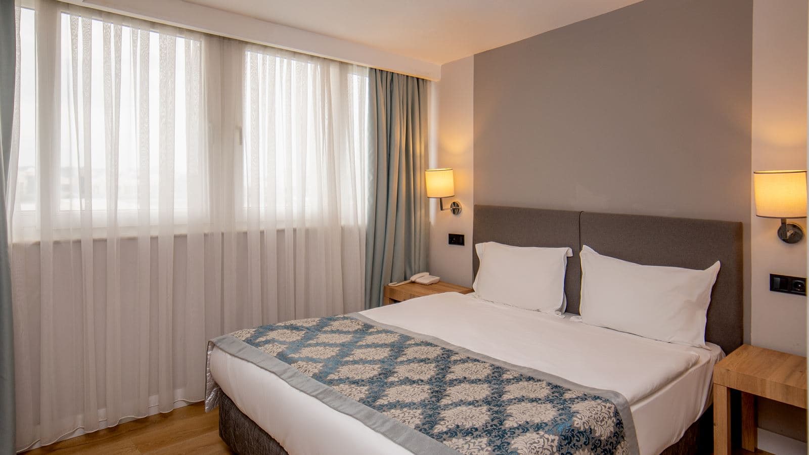 rooms-relax-room