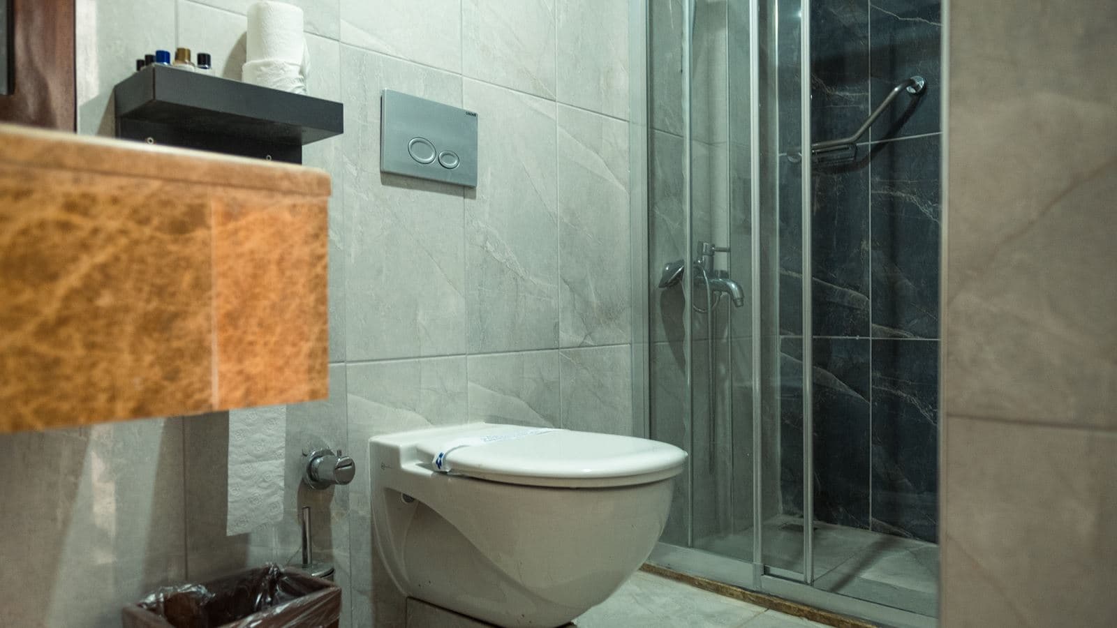 rooms-standard-room