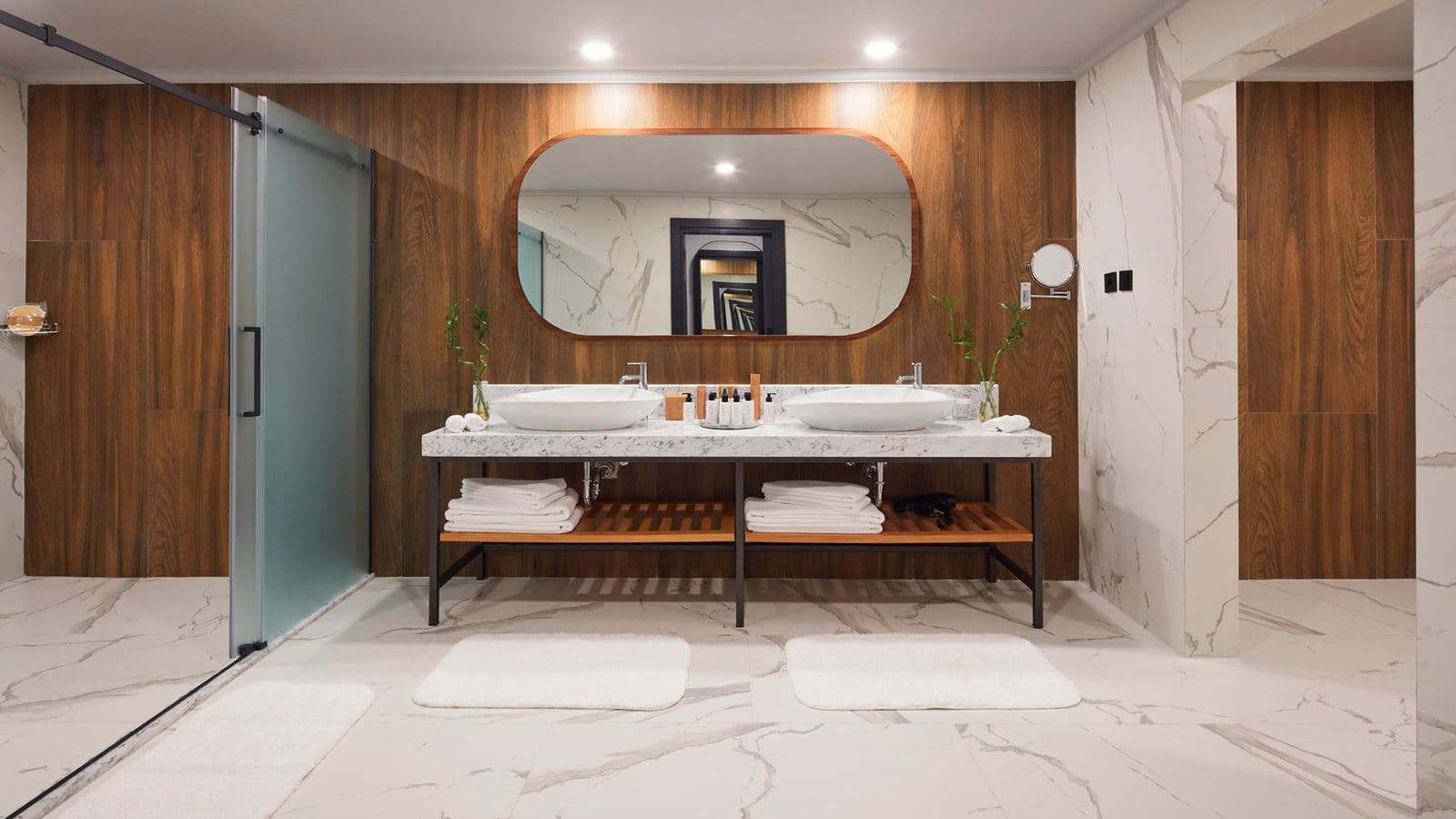 rooms-unique-suite