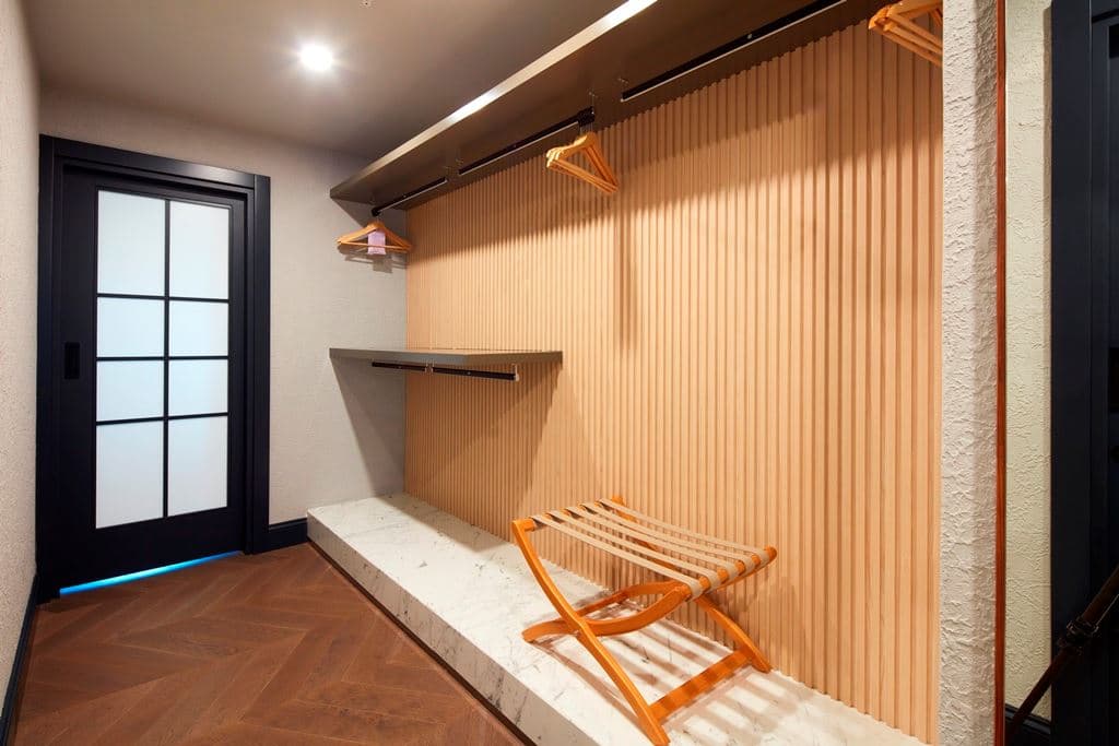 rooms-unique-suite
