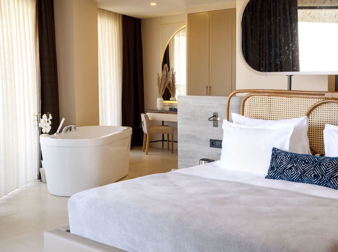 rooms-breeze-suite