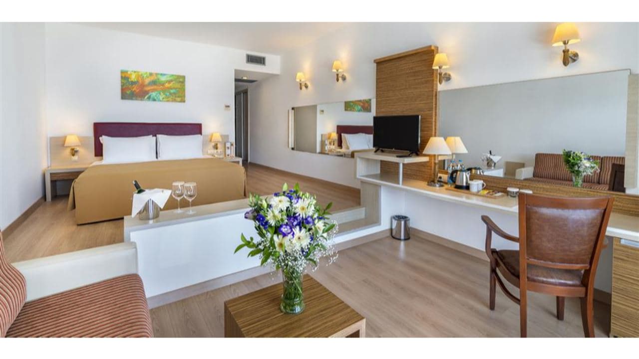 rooms-standard-room-sea-view