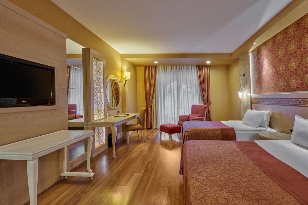 rooms-deluxe-room