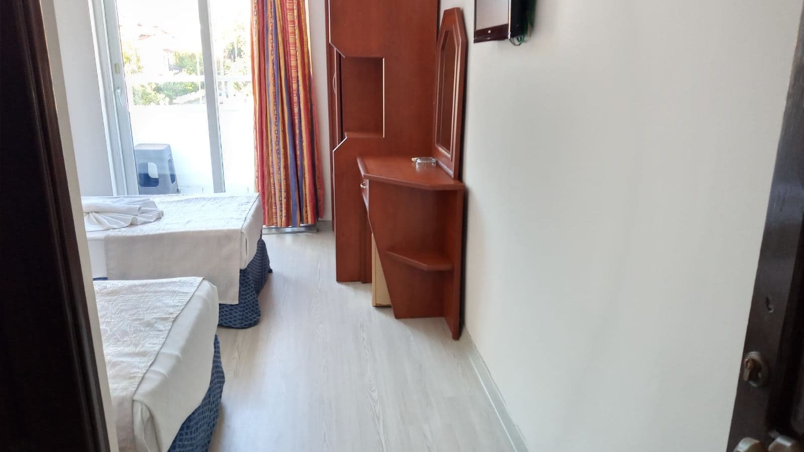 rooms-standard-room