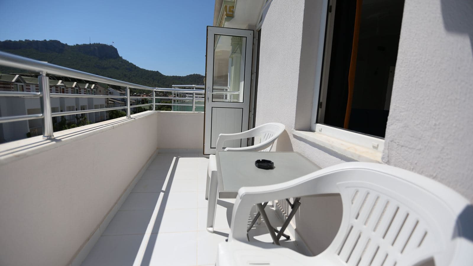 rooms-suite-room