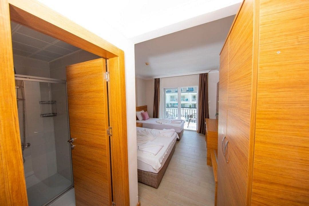 rooms-large-room