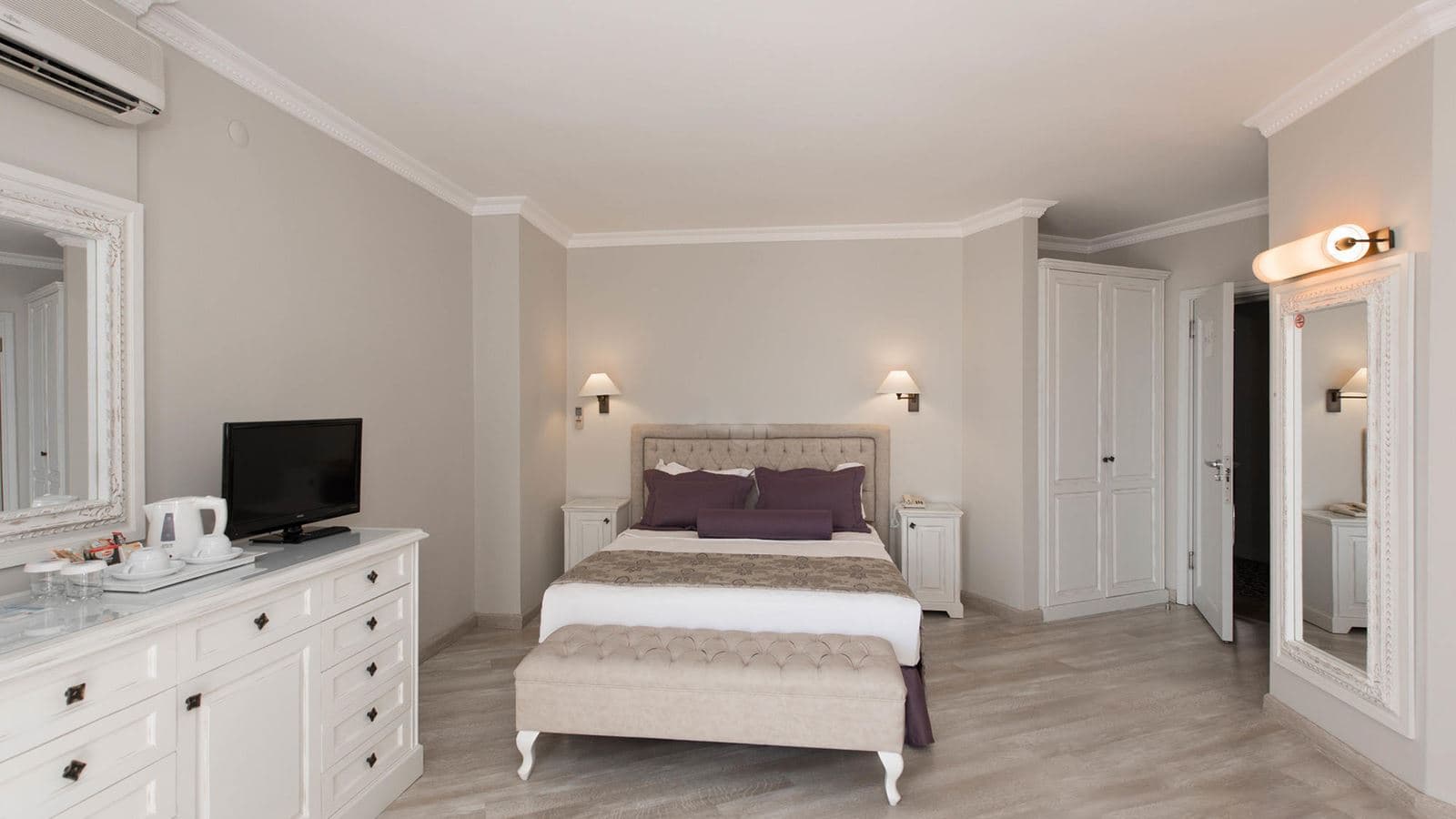 rooms-superior-room