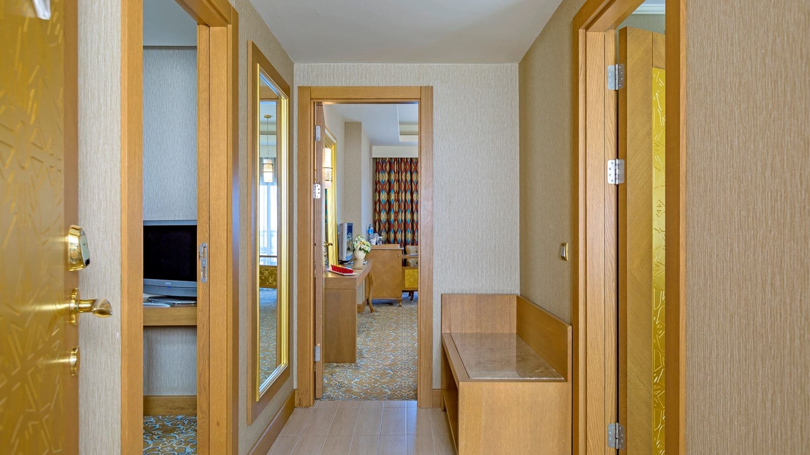rooms-family-room