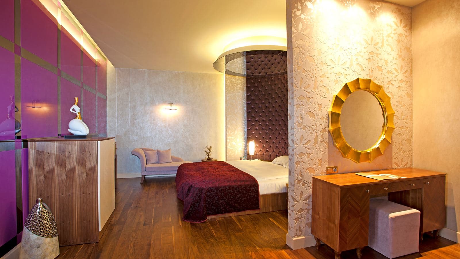 rooms-king-suite