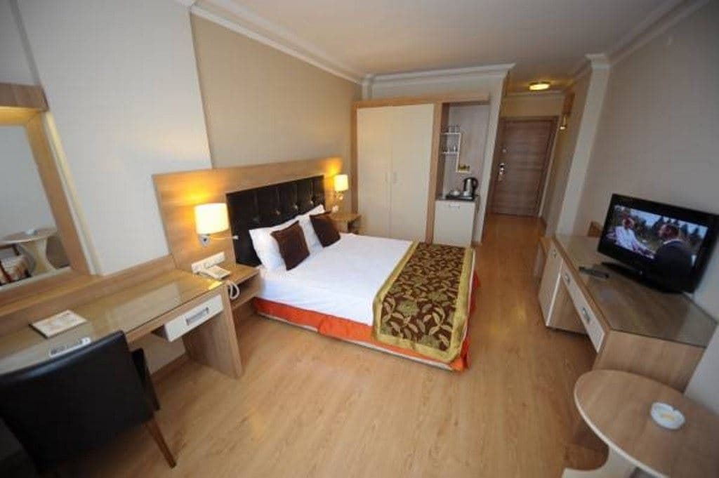 rooms-standard-room