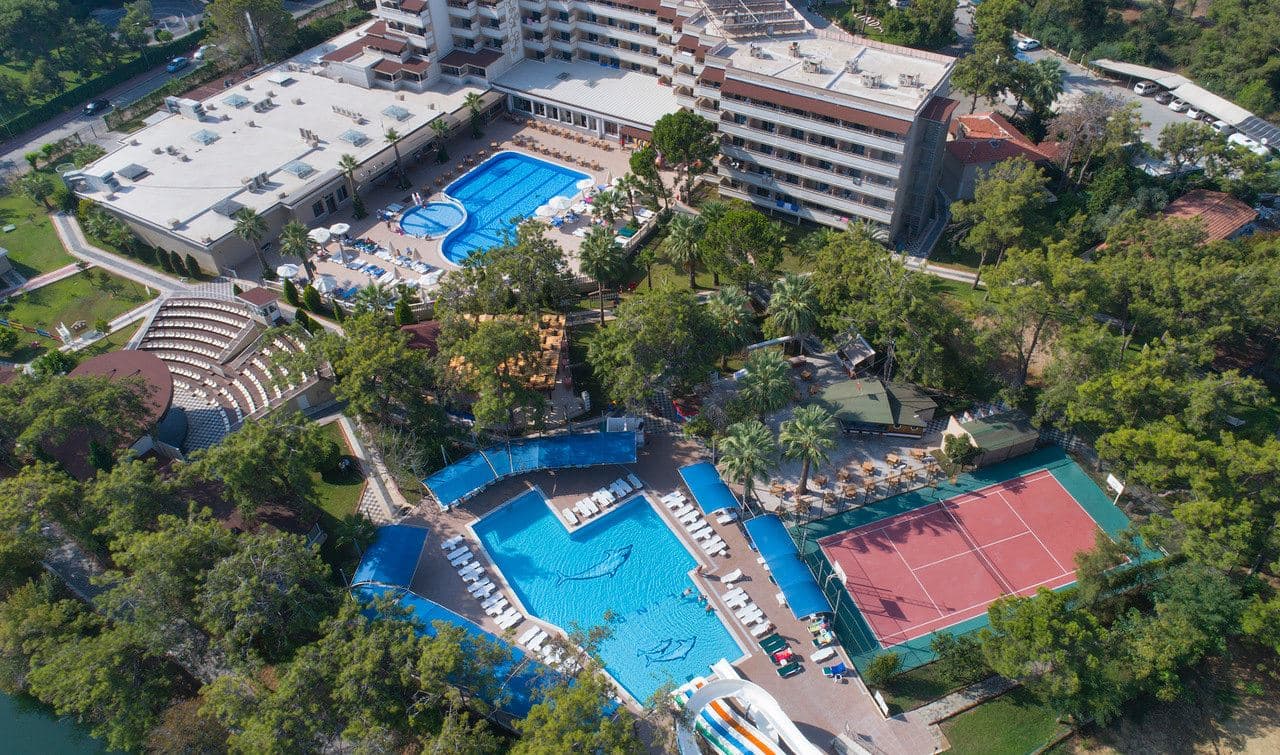 pools-outdoor-pool