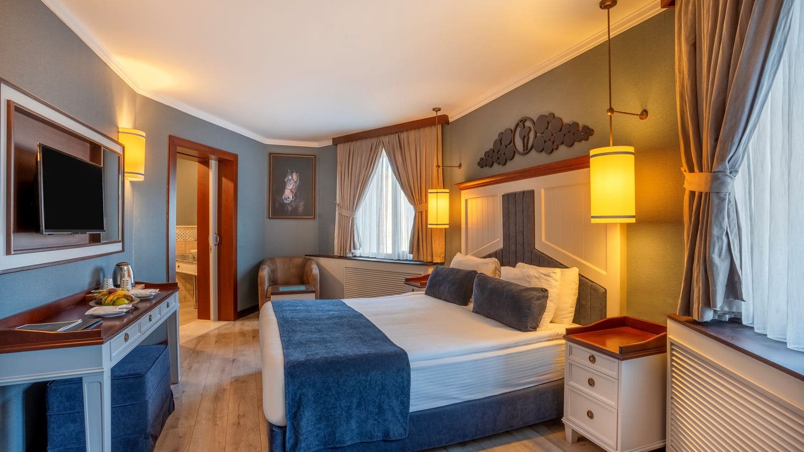rooms-grand-suit