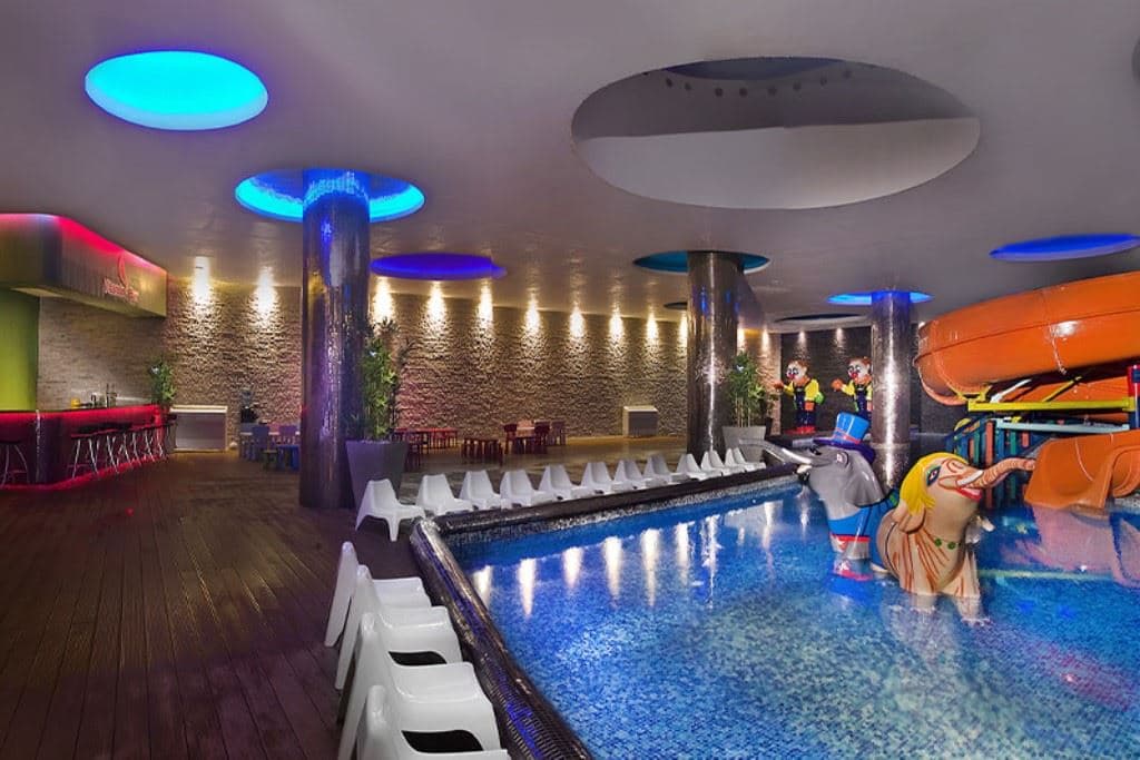 pools-indoor-pool