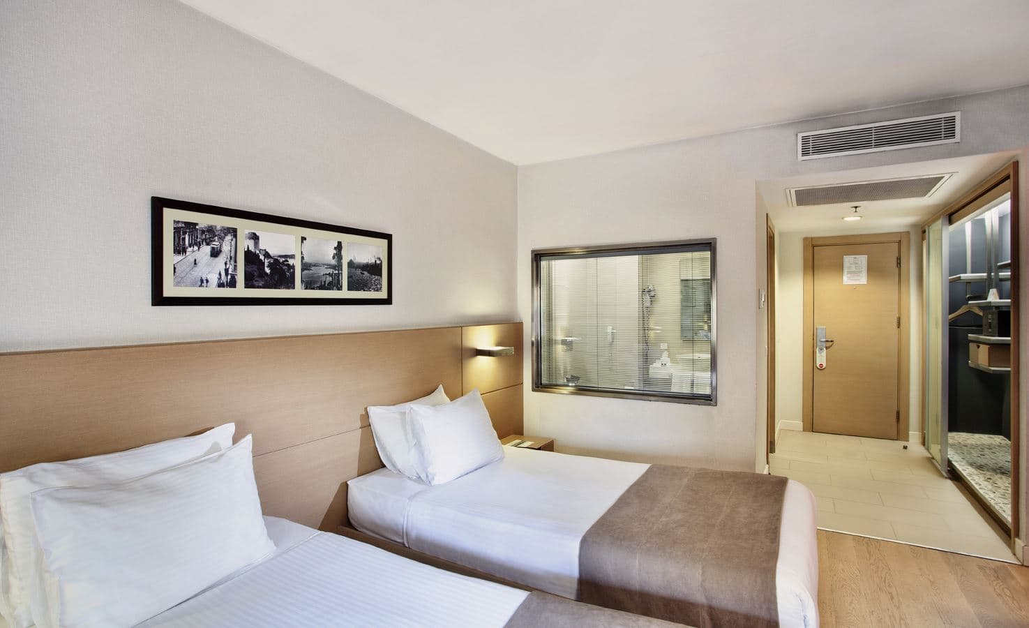 rooms-premier-room