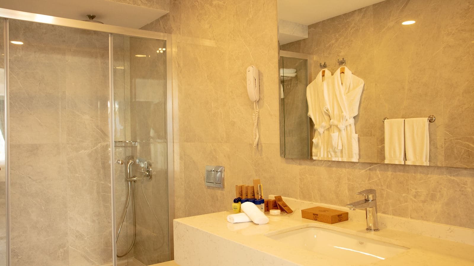 rooms-deluxe-oda