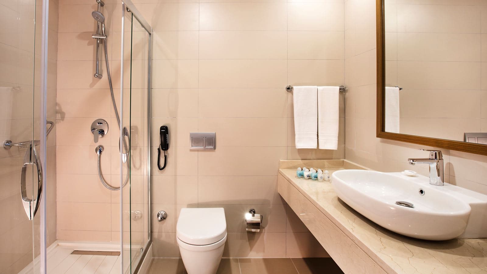 rooms-standard-room