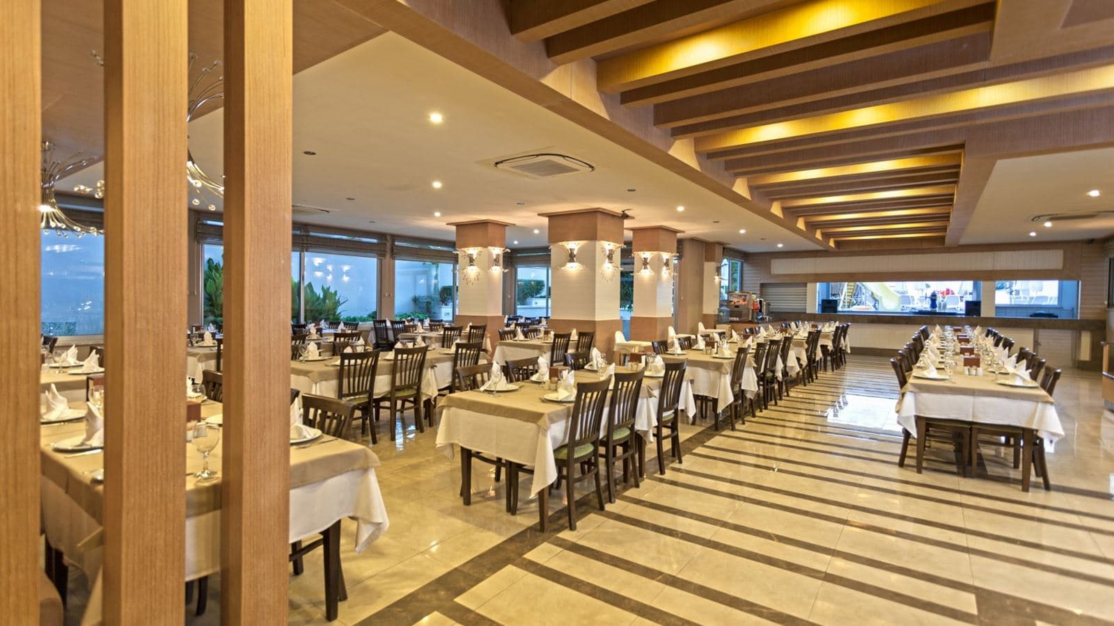 restaurants-main-restaurant