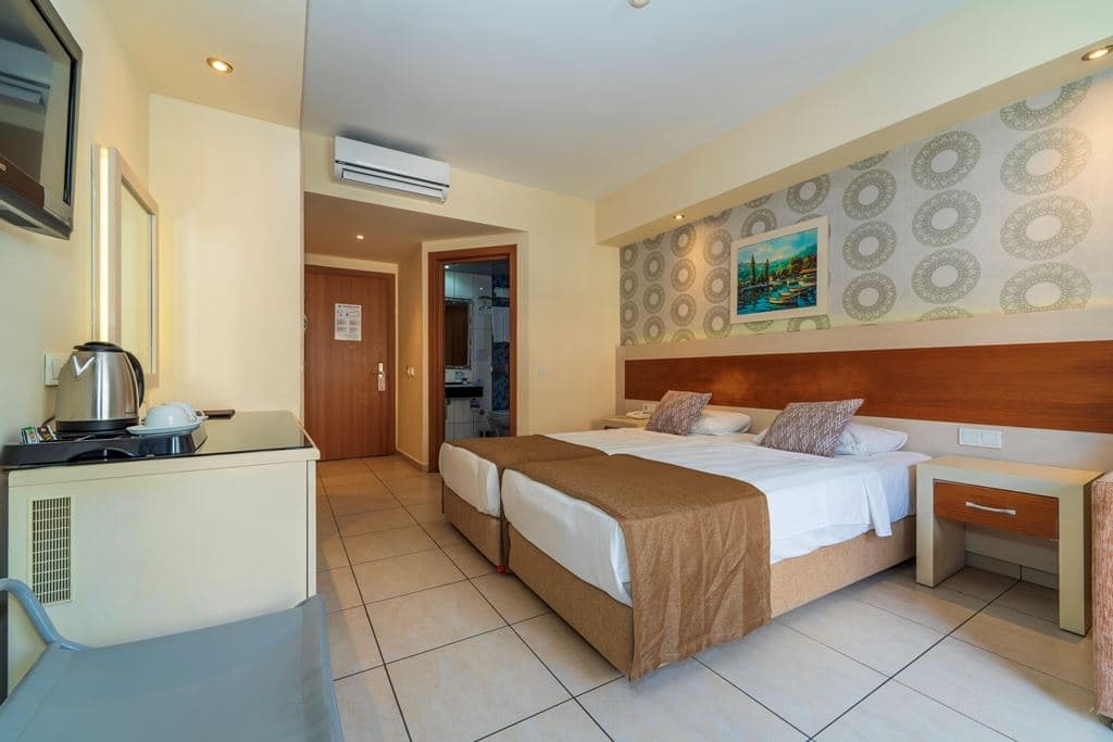rooms-superior-standard-room
