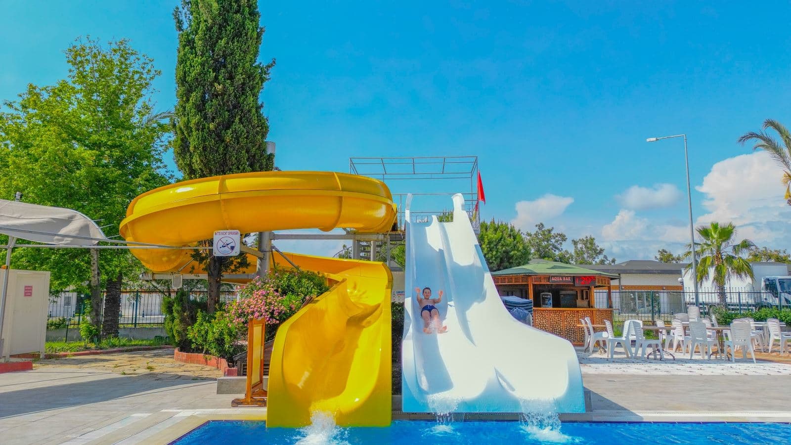 water-park-outdoor-pool