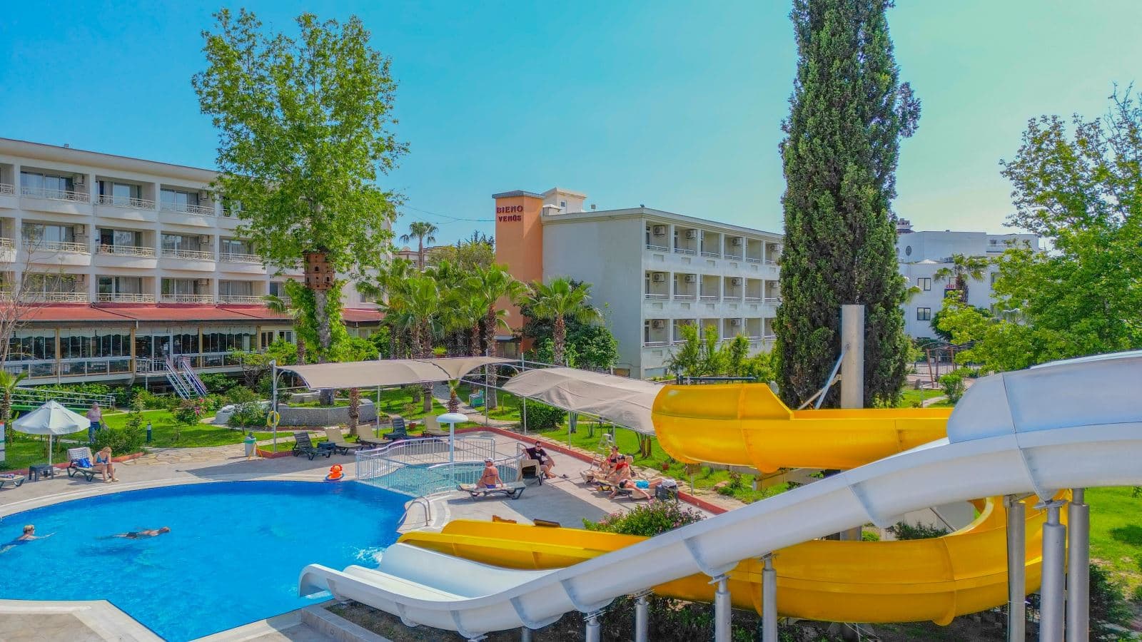 water-park-outdoor-pool